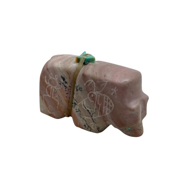 Zuni Handcrafted Pink Stone Bear Fetish Etchings Turquoise Eyes Offering Bundle - Picture 4 of 10